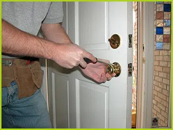 Expert Locksmith Services Jersey City, NJ 201-367-1921 - 9-locks-change