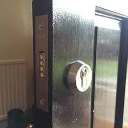 Expert Locksmith Services Jersey City, NJ 201-367-1921 - home-ls-01